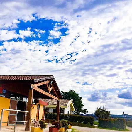 Vento Barocco - Equitazione E Turismo Farm stay *